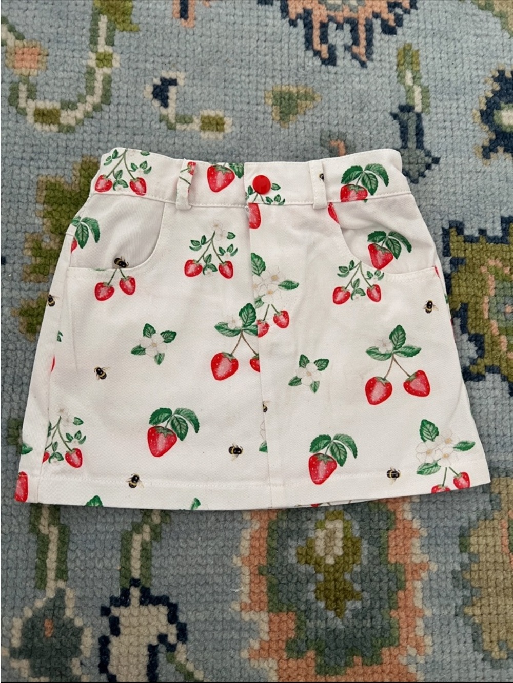 sal & pimenta girls 4T skirt - White with Red Cherry Print